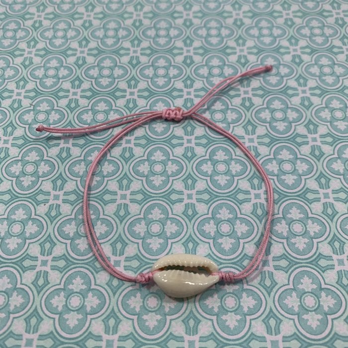 Kaurimuschel Armband
