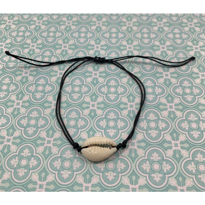 Kaurimuschel Armband