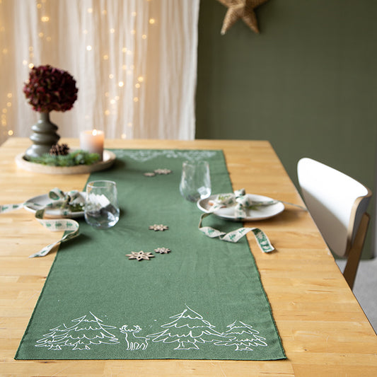 Tischläufer "Winterwald" Grün
