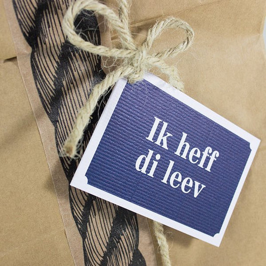 Geschenkanhänger mit Kordel
