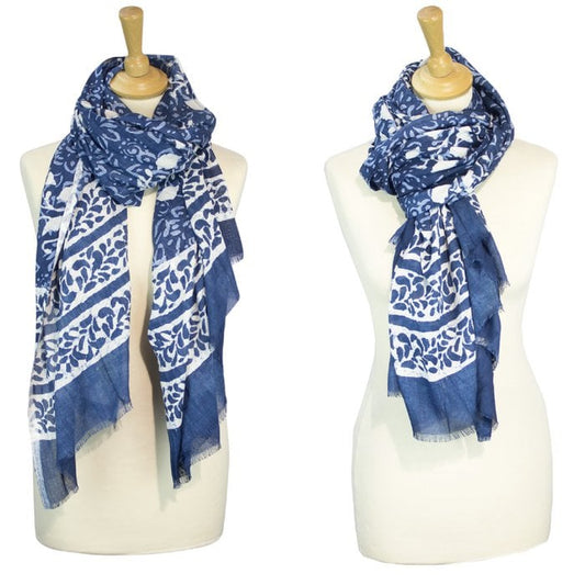 Schal Indigo/Weiß im Blätterdesign